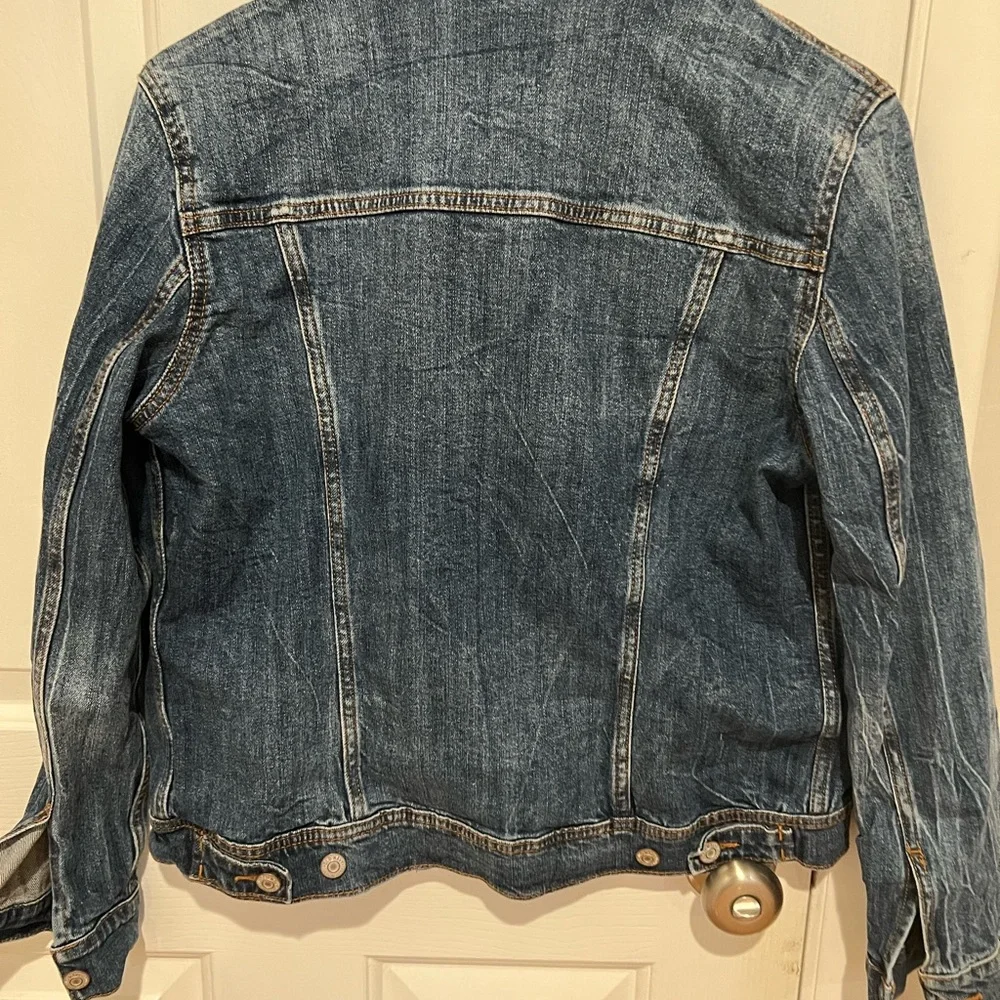 Old Navy Medium Wash Denim Jacket- Size Medium - Picture 6 of 6